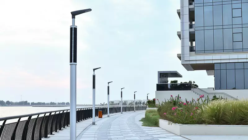Solar powered Soluxio street lighting